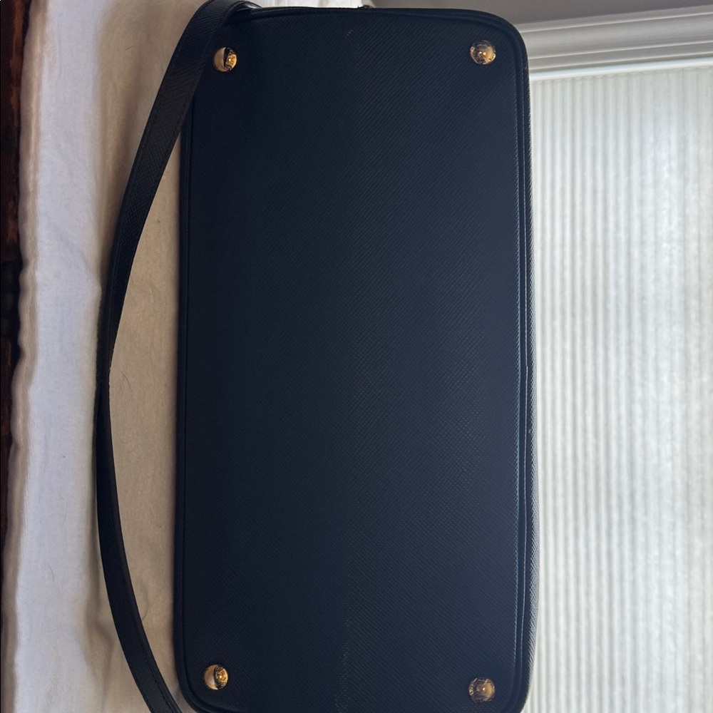 Prada medium Saffiano Cuir double tote - Picture 7 of 8